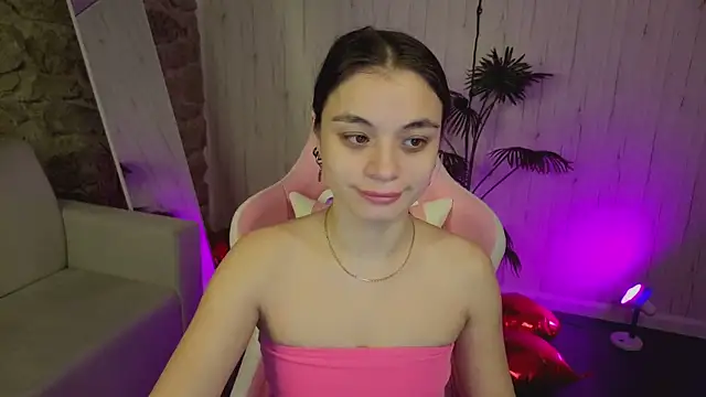 Snapshot of Kim_Bless chatting on 02-28-26, 12:55 Kim Bless online show from 02-28-26, 12:55