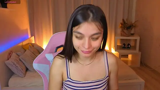 Kim Bless online show from 04-30-26, 01:45