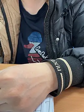 Snapshot of Donna9696 chatting on 03-05-26, 01:23 Donna9696 online show from 03-05-26, 01:23