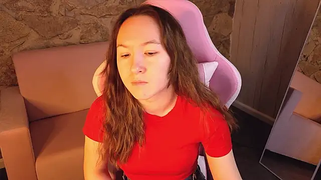 Snapshot of SindieStorm chatting on 02-13-26, 01:34 SindieStorm online show from 02-13-26, 01:34