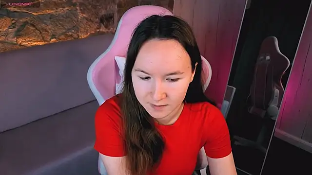 Snapshot of SindieStorm chatting on 02-20-26, 02:08 SindieStorm online show from 02-20-26, 02:08