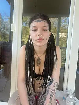 demonLamia online show from 04-30-26, 05:08