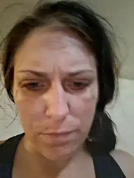 LadySn0w26 online show from 04-27-26, 06:06