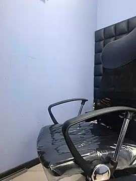 valenlopezz  online show from 03-04-26, 03:34