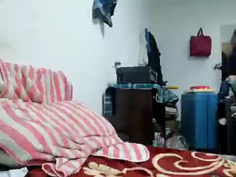 Snapshot of Aafreen999 chatting on 01-15-26, 01:16 Aafreen999 online show from 01-15-26, 01:16