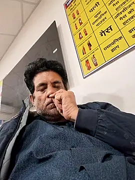 Snapshot of Aafreen999 chatting on 01-16-26, 12:20 Aafreen999 online show from 01-16-26, 12:20