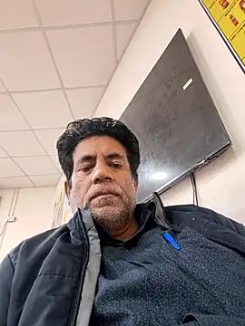 Snapshot of Aafreen999 chatting on 01-17-26, 06:40 Aafreen999 online show from 01-17-26, 06:40