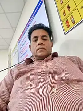 Snapshot of Aafreen999 chatting on 01-19-26, 08:29 Aafreen999 online show from 01-19-26, 08:29