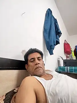 Snapshot of Aafreen999 chatting on 02-03-26, 01:49 Aafreen999 online show from 02-03-26, 01:49