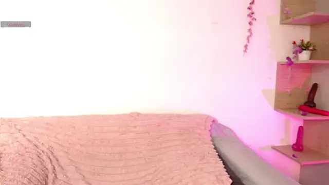 chloe peach  online show from 05-19-26, 12:11