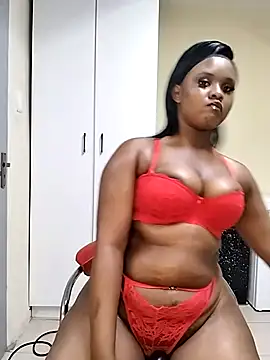 Snapshot of LUNAARXO1 chatting on 02-11-26, 10:37 LUNAARXO1 online show from 02-11-26, 10:37