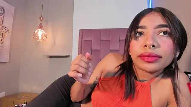 Scarlet Vixen  online show from 04-23-26, 12:29