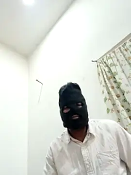 Snapshot of cutee_Baby_angel chatting on 02-10-26, 04:11 cutee Baby angel online show from 02-10-26, 04:11