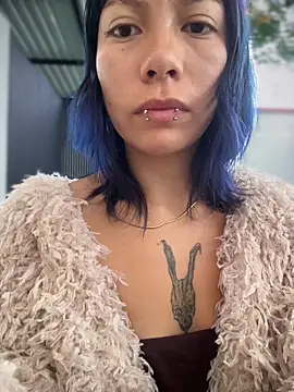 Snapshot of Namii_cute chatting on 02-06-26, 11:35 Namii cute online show from 02-06-26, 11:35