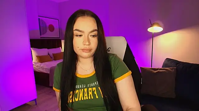 Snapshot of tinafox_ chatting on 02-13-26, 08:21 tinafox online show from 02-13-26, 08:21