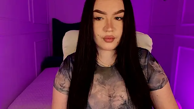 tinafox  online show from 04-23-26, 07:09