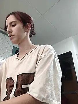 elodie rouge online show from 04-27-26, 06:28