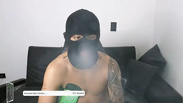 Snapshot of cash_master888 chatting on 02-11-26, 01:27 cash master888 online show from 02-11-26, 01:27