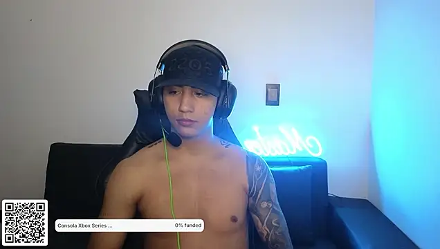 Snapshot of cash_master888 chatting on 02-17-26, 10:05 cash master888 online show from 02-17-26, 10:05