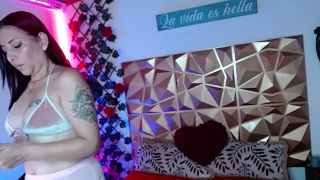 IvyFlame online show from 03-21-26, 05:27