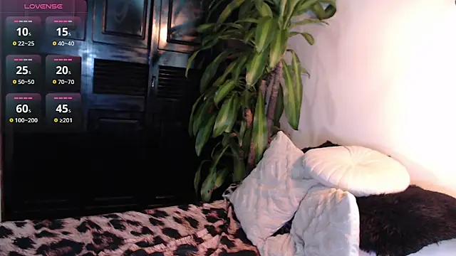 Mia Volkova  online show from 05-26-26, 03:08