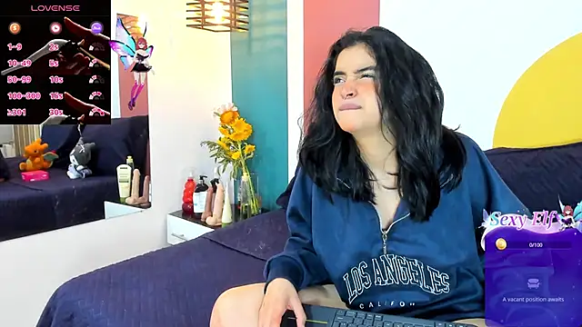 Snapshot of VanessaDoofenshmirtz chatting on 02-12-26, 12:11 VanessaDoofenshmirtz online show from 02-12-26, 12:11