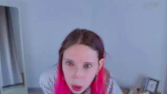 Snapshot of Kim_Redd chatting on 01-16-26, 02:54 Kim Redd online show from 01-16-26, 02:54