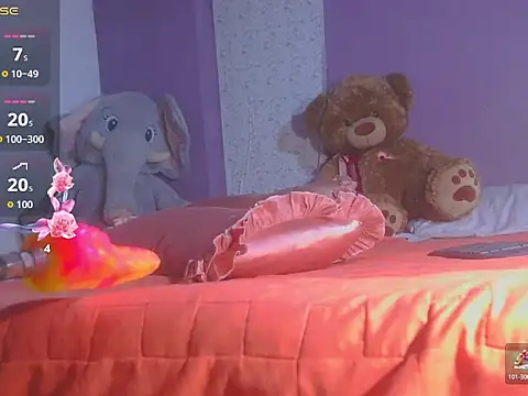 Snapshot of PaulinaWilliams chatting on 04-22-26, 08:43 PaulinaWilliams online show from 04-22-26, 08:43