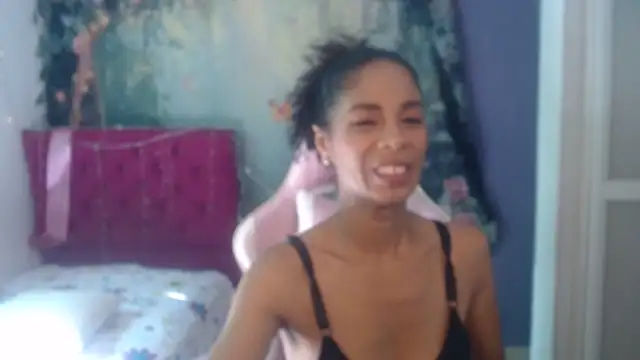 Snapshot of rosa_skinny chatting on 06-30-26, 07:26 rosa skinny online show from 06-30-26, 07:26
