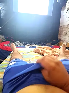 Snapshot of alewiin chatting on 03-14-26, 01:49 alewiin online show from 03-14-26, 01:49