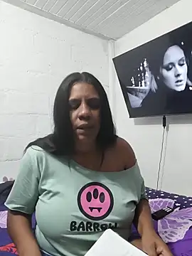 Snapshot of Zeyllyjhonson chatting on 02-28-26, 01:34 Zeyllyjhonson online show from 02-28-26, 01:34