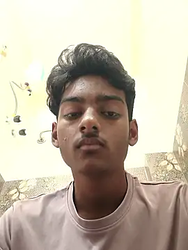 Snapshot of Telugusullikai chatting on 02-01-26, 05:17 Telugusullikai online show from 02-01-26, 05:17