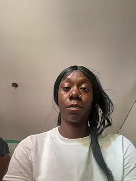 QueeneCoco online show from 06-10-26, 11:13