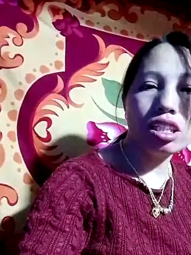 Snapshot of Gummiesu chatting on 02-04-26, 07:42 Gummiesu online show from 02-04-26, 07:42