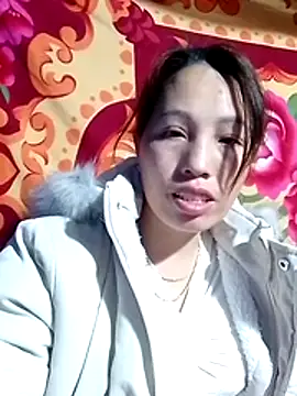 Snapshot of Gummiesu chatting on 02-11-26, 07:52 Gummiesu online show from 02-11-26, 07:52