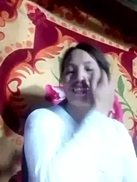 Snapshot of Gummiesu chatting on 02-12-26, 11:44 Gummiesu online show from 02-12-26, 11:44