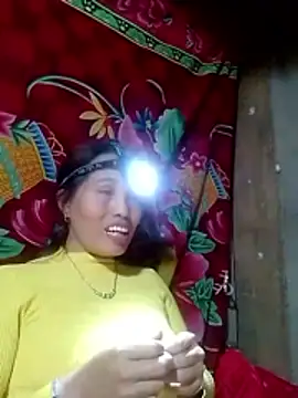 Snapshot of Gummiesu chatting on 02-24-26, 08:45 Gummiesu online show from 02-24-26, 08:45