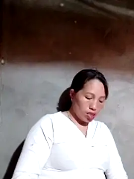 Snapshot of Gummiesu chatting on 03-03-26, 09:53 Gummiesu online show from 03-03-26, 09:53