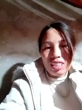 Snapshot of Gummiesu chatting on 03-09-26, 05:50 Gummiesu online show from 03-09-26, 05:50