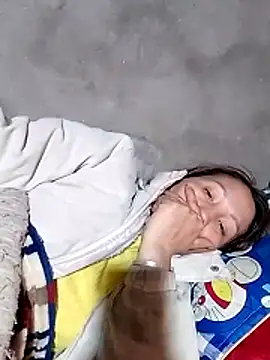 Snapshot of Gummiesu chatting on 03-14-26, 05:35 Gummiesu online show from 03-14-26, 05:35