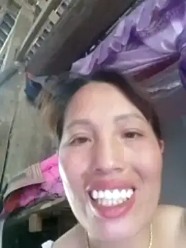 Gummiesu online show from 04-10-26, 09:25