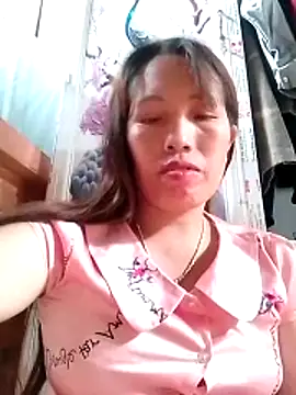 Gummiesu online show from 04-23-26, 05:52