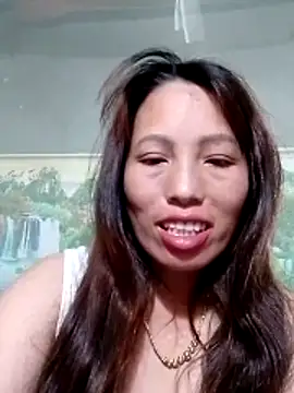 Gummiesu online show from 04-27-26, 08:29