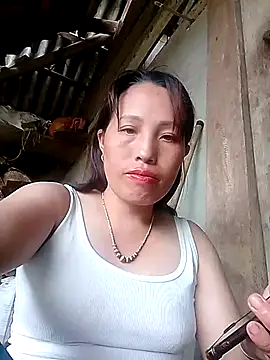 Snapshot of Gummiesu chatting on 05-07-26, 12:38 Gummiesu online show from 05-07-26, 12:38