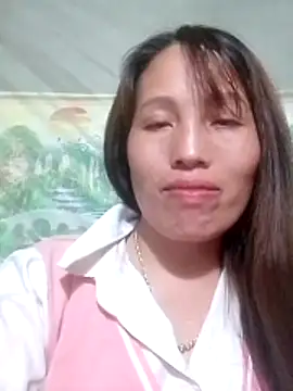 Snapshot of Gummiesu chatting on 05-08-26, 01:27 Gummiesu online show from 05-08-26, 01:27