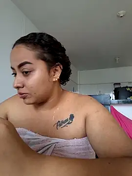 curly girl 31 online show from 04-29-26, 09:21