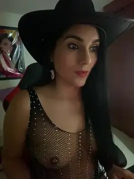 Snapshot of Miaswwe chatting on 07-24-26, 11:03 Miaswwe online show from 07-24-26, 11:03