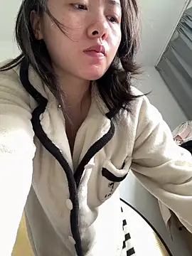 Cheating-wife online show from 04-20-26, 02:58