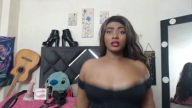 Snapshot of Natashabella___ chatting on 06-17-26, 12:02 Natashabella online show from 06-17-26, 12:02