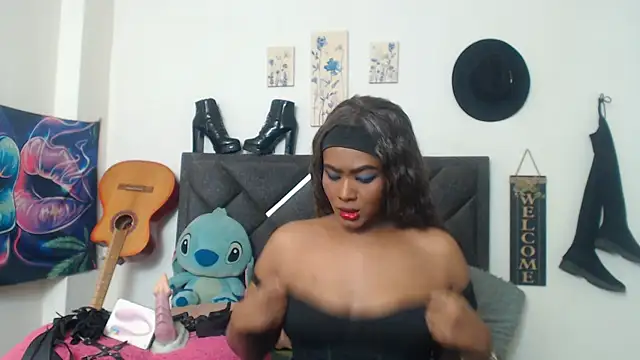 Snapshot of Natashabella___ chatting on 07-27-26, 10:17 Natashabella online show from 07-27-26, 10:17